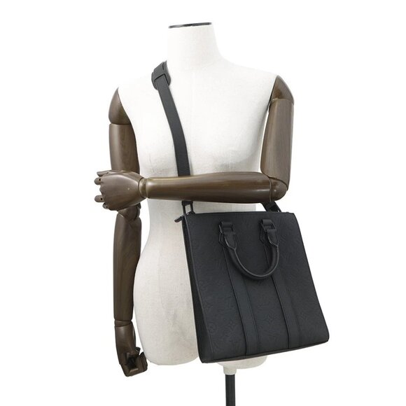 LOUIS VUITTON Sac Plat Monogram・Taurillon Black M21884 - Picture 13 of 16